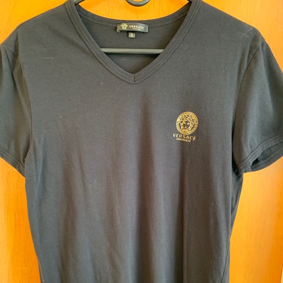 Versace V neck t-shirt - Picture 1 of 3